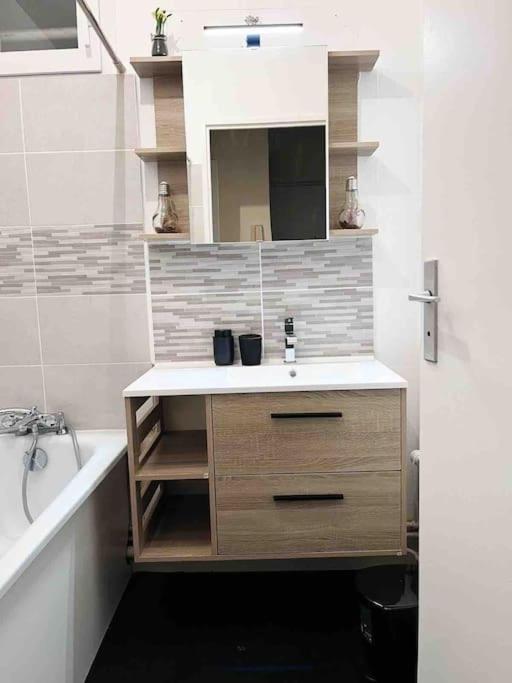 Logement Entier Chambre+Salon + Jardin & Terrasse Les Ulis Exteriér fotografie