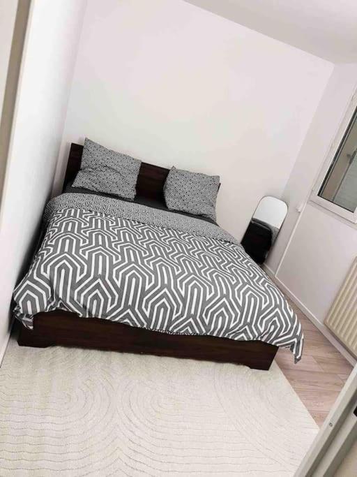 Logement Entier Chambre+Salon + Jardin & Terrasse Les Ulis Exteriér fotografie