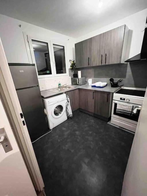 Logement Entier Chambre+Salon + Jardin & Terrasse Les Ulis Exteriér fotografie